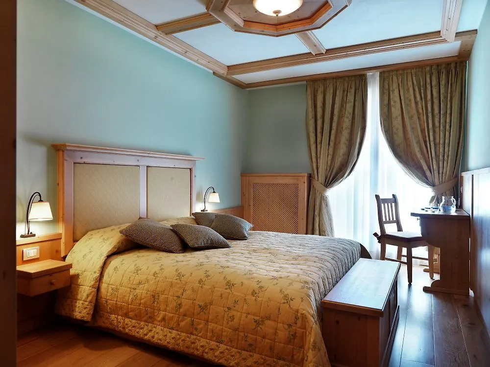 Radisson Residences Savoia Palace Cortina d’Ampezzo 4*, Cortina dʼAmpezzo